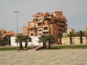 Apartamento en primera línea de playa, con vistas a la playa